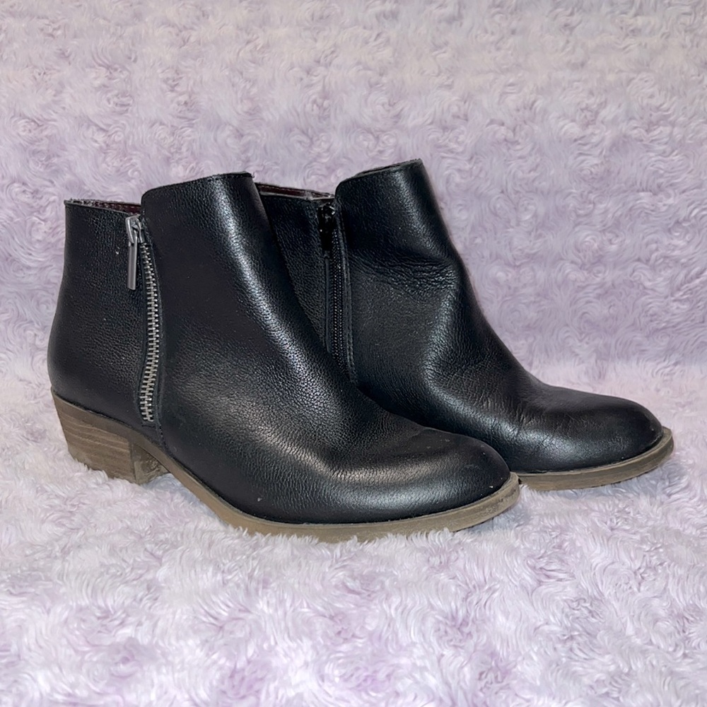 kensie Women's Black Leather Ghita Short Ankle Boot size 7.5